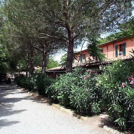 Aparthotel Bolgherello